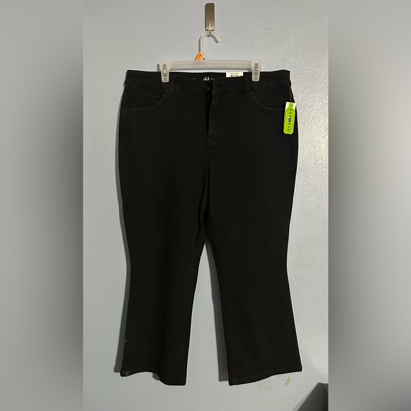 Denim - Style & Co Plus Straight Crop Black Denim